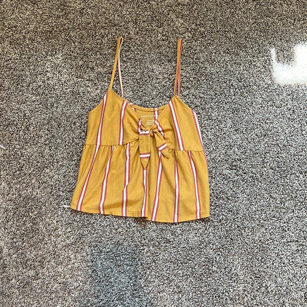 Cute yellow crop tank top no stains no rips